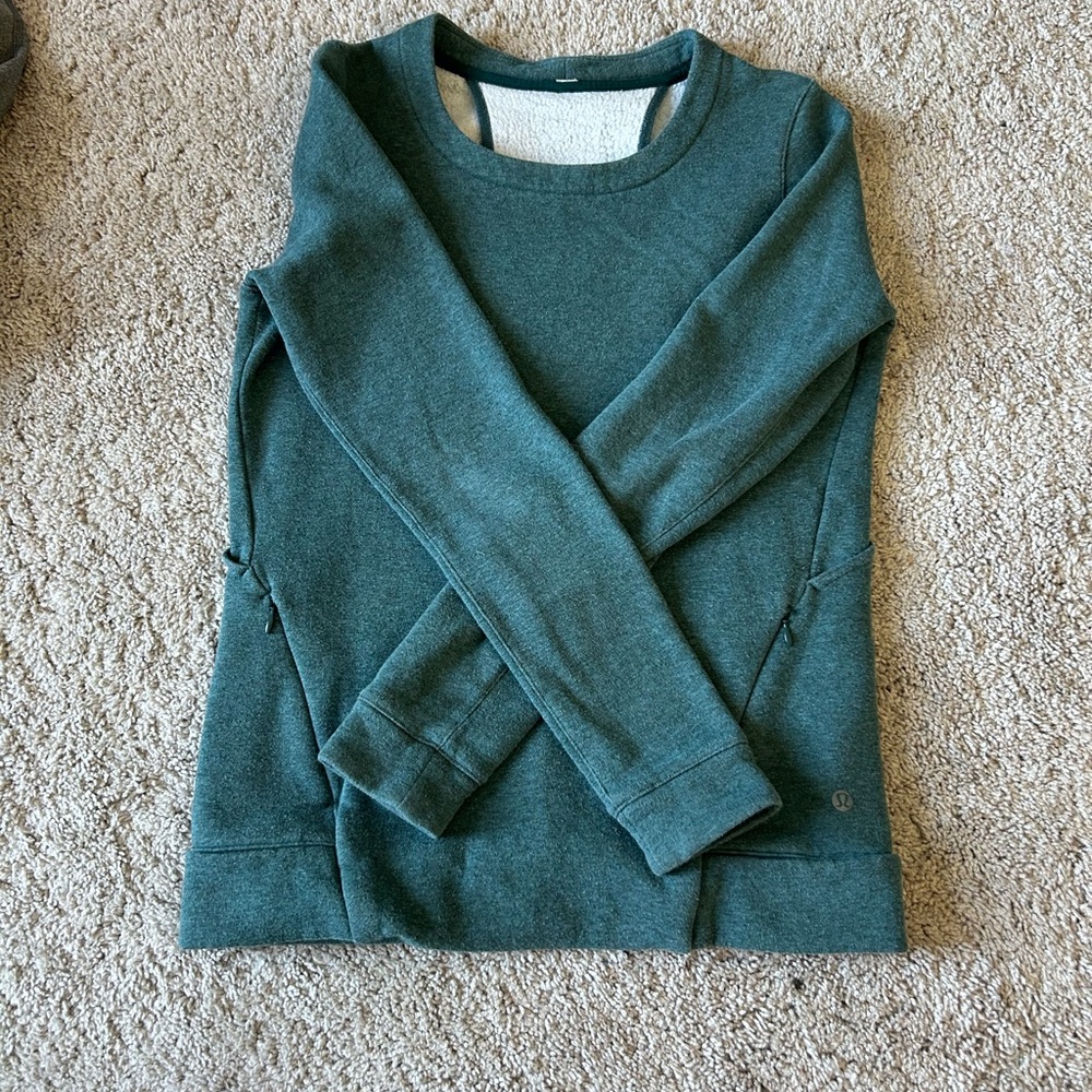 Lululemon grey pullover cutout sweatshirt, size 4